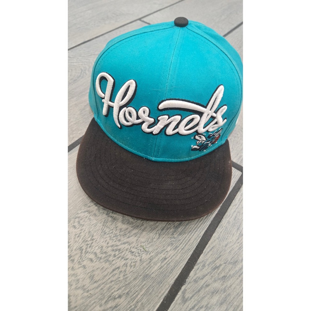New Era 9FIFTY Charlotte Hornets Hardwood Classics Snapback Hat Teal Black NBA